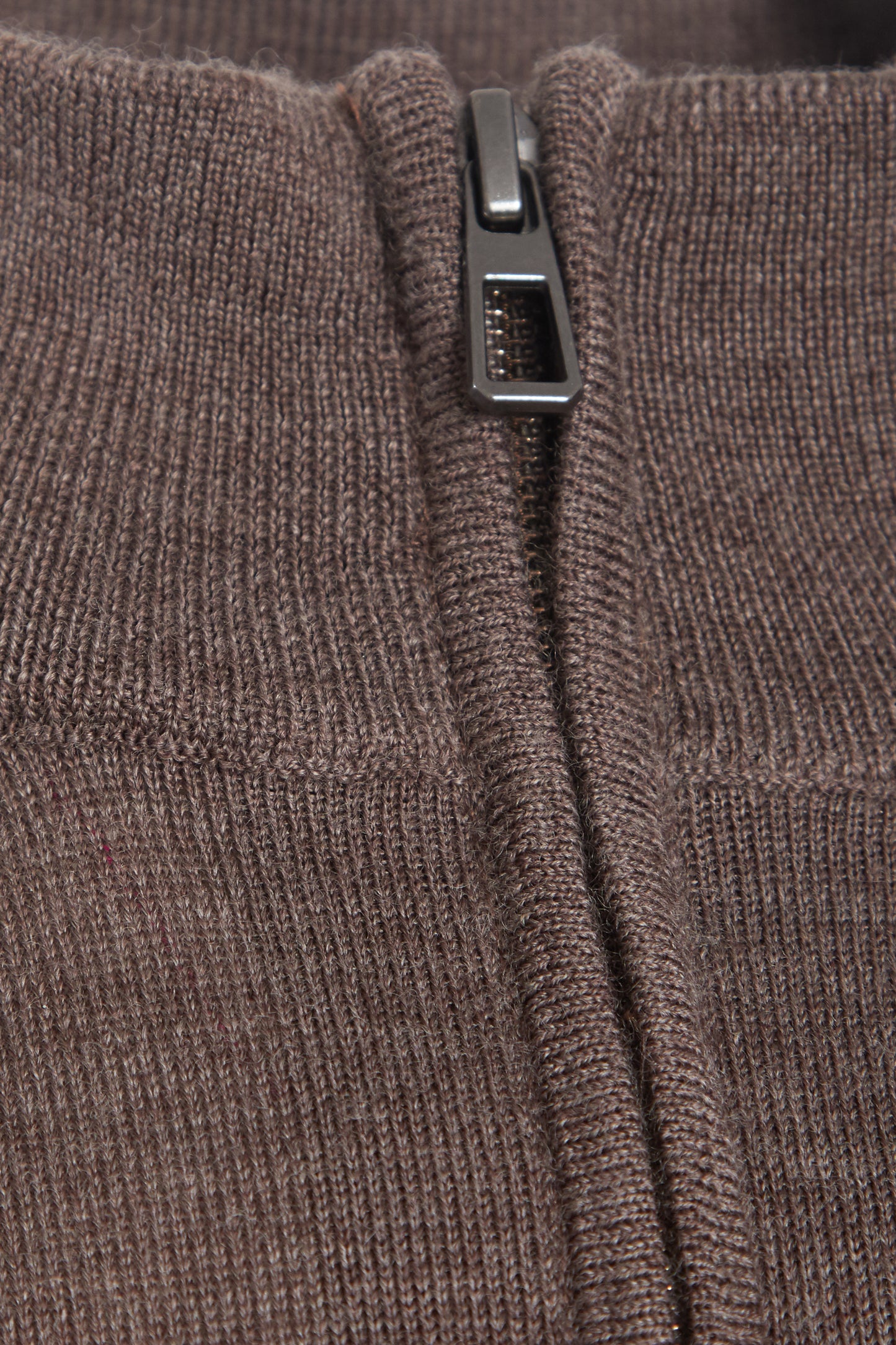 Mousse 100% merino quarter zip neck