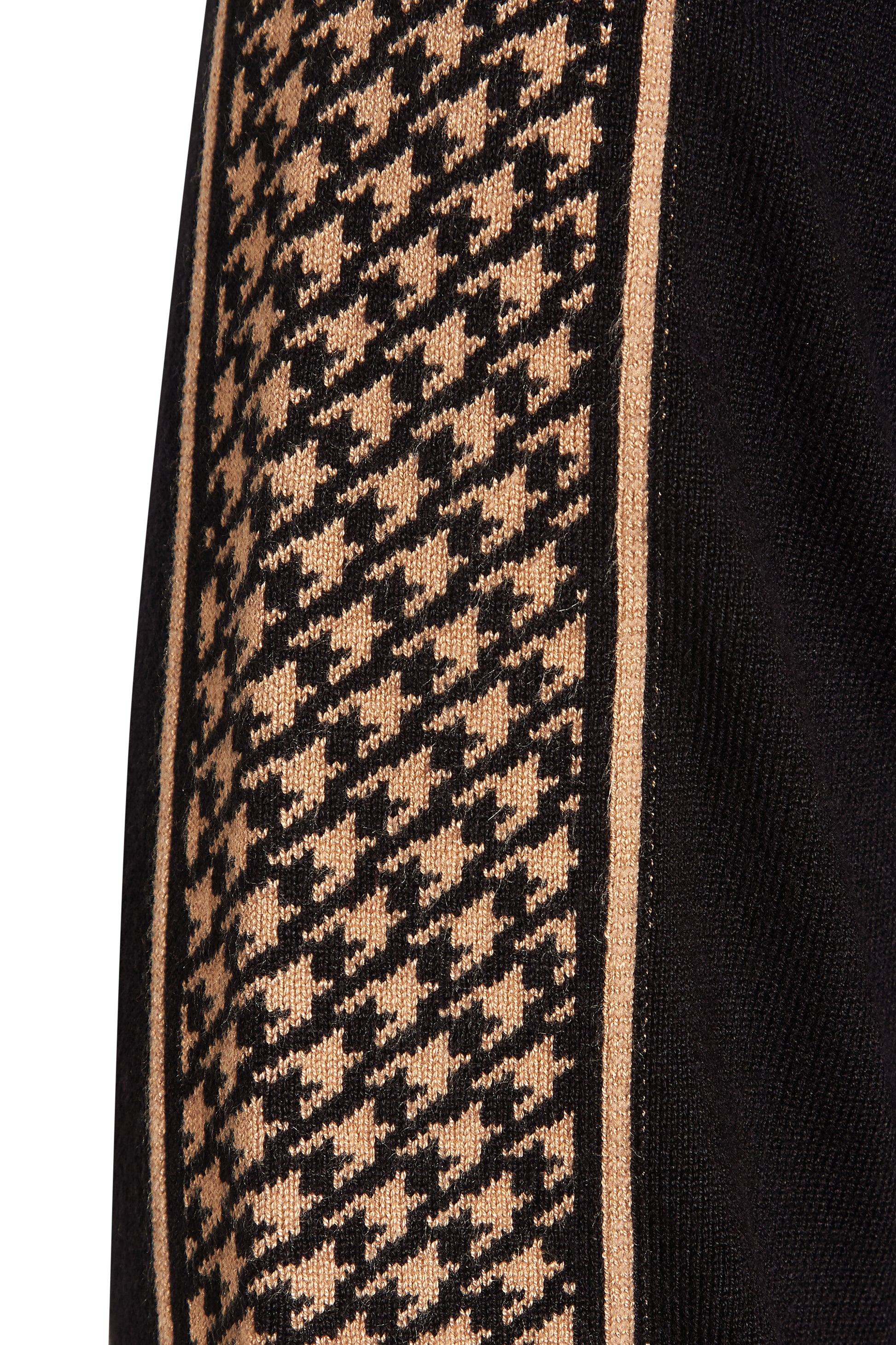 Black crew neck knit jacquard sleeve soft